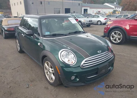 2013 Mini Hardtop Cooper из США, поврежденный, VIN WMWSU3C55DT692280